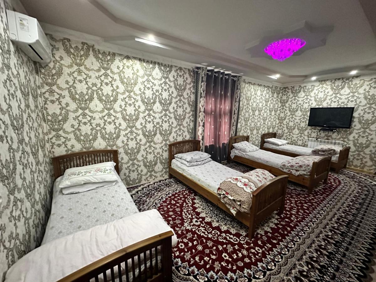 Hayat Guesthouse Nuratau Mountains Yukary-Ukhum Exterior photo