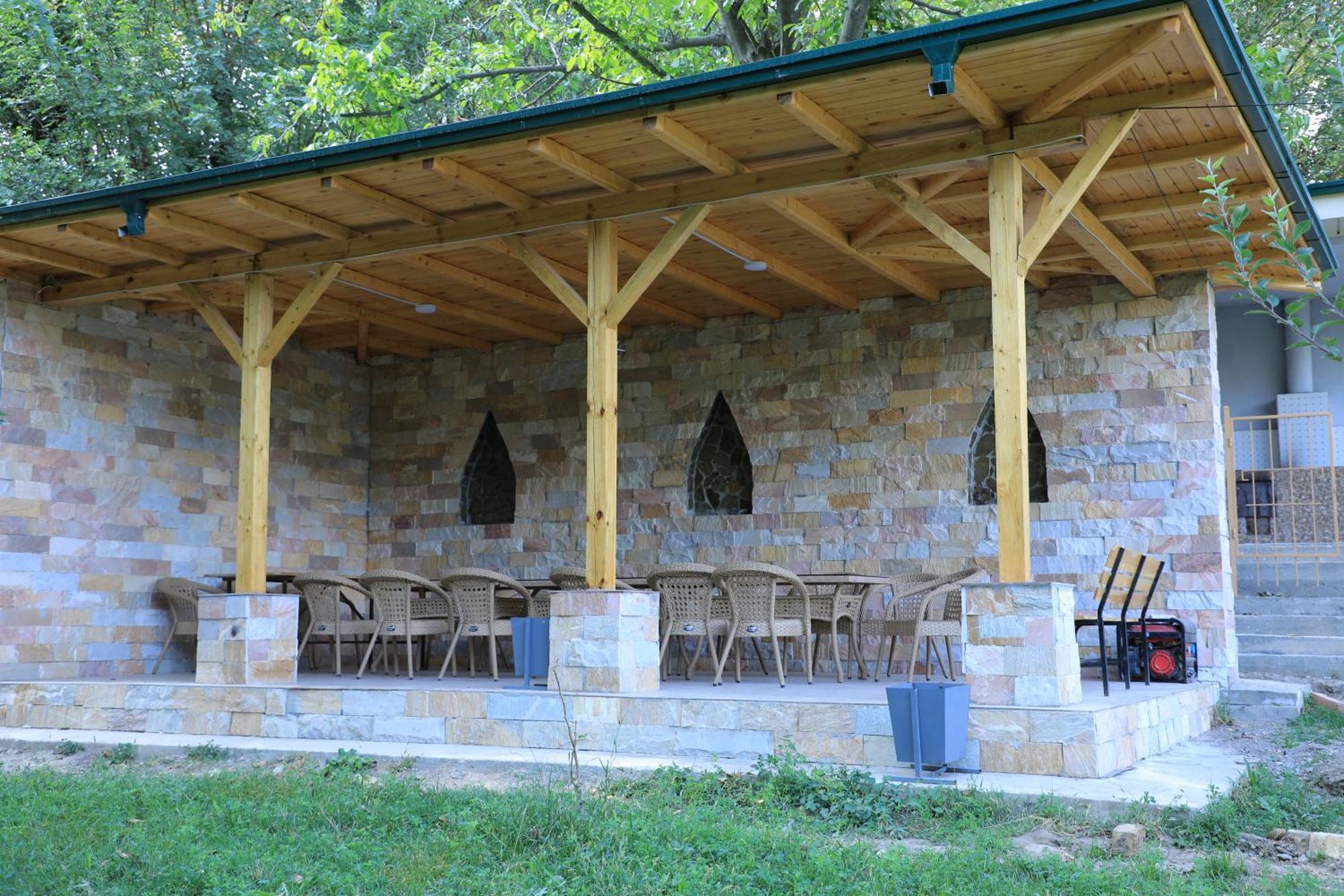 Hayat Guesthouse Nuratau Mountains Yukary-Ukhum Exterior photo